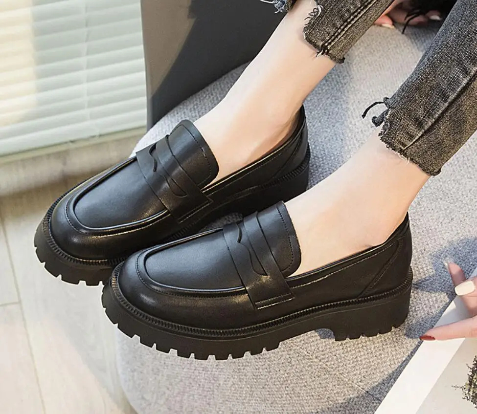 er Fashion Flats Shoes LargeSpring Autumn Women Fashion Platform Black Flats Winter Leather Classic Casual little white shoes