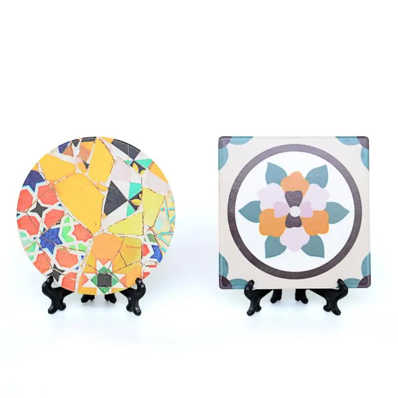 Small Plastic Display Rack Creative Gift Ceramic Coaster Accessories Display Stand Holders Triangle Bracket Decor Rack