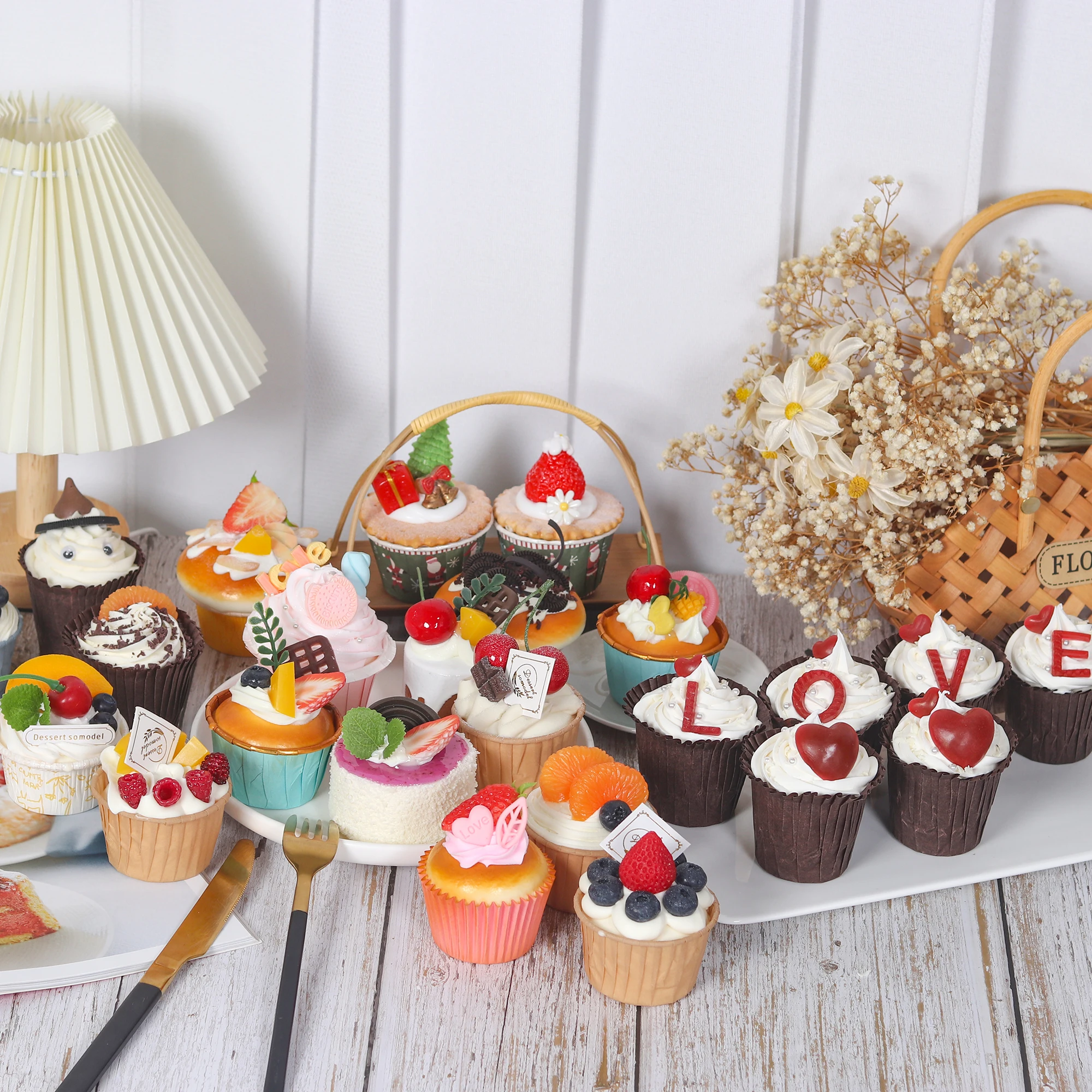 Food Photography Props Food Model Table Decoration 1PC Artificial Fruit Cake Biscuit Fake Food Decoration Photography Pro Food Simulation Cake Model Tea Table Decoration FCYY-MIX1