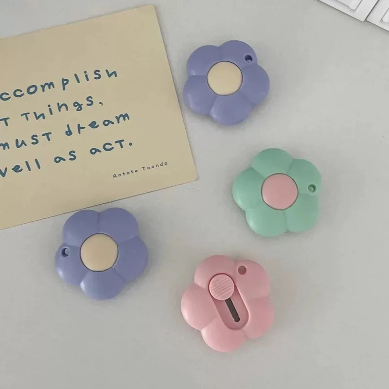 귀여운 꽃무늬 아트 유틸리티 나이프 카와이 미니 휴대용 종이 커터 안전 학생용 공예 절단 도구 꽃무늬 디자인 문구류