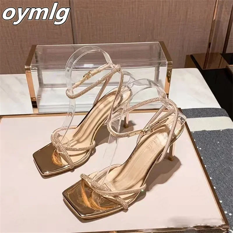 

2024 new all-match square head silver rhinestone one-word buckle high-heeled sandals sweet wind stiletto sexy designer sandals