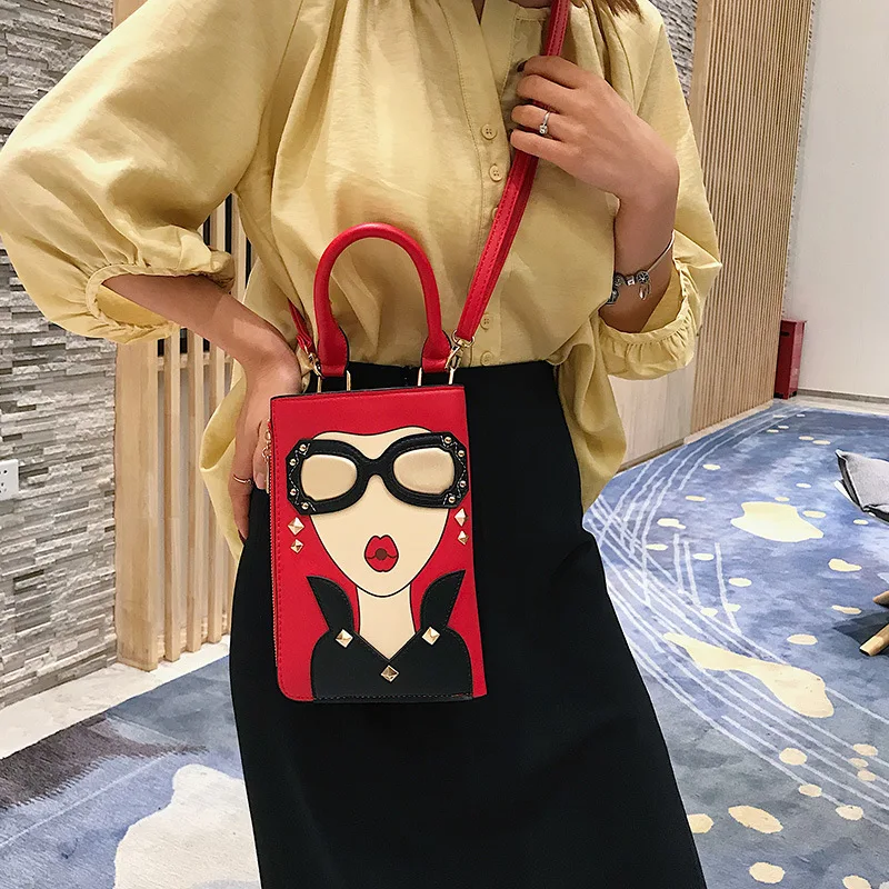 

Новая маленькая сумка через плечо для женщин, сумка на цепочке через плечо, кошельки, сумочки, дизайнерский клатч с персонажем для вечерние, модная кожаная вечерняя сумка