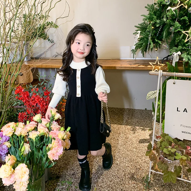 

Маленькое очаровательное вязаное шерстяное платье с дырками для девочек, детское контрастное приталенное платье принцессы с рукавами-фонариками
