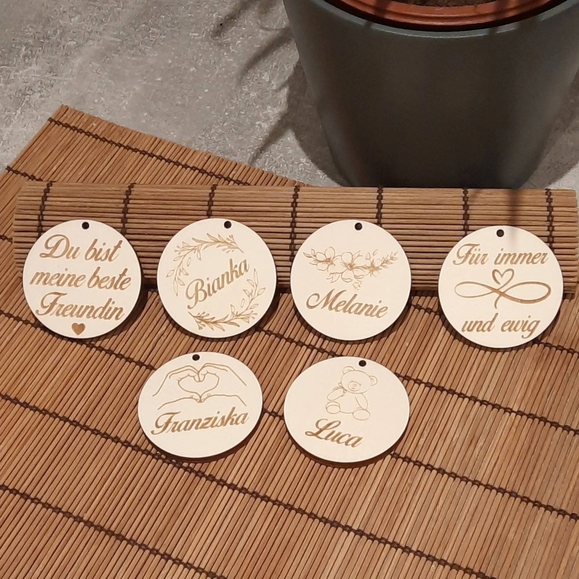 

30/50/100pcs Personalised Engraved Baby Shower Names Gift Round Tags Thank You Tags, Wooden Tags, Wedding Decoration Favor Tags