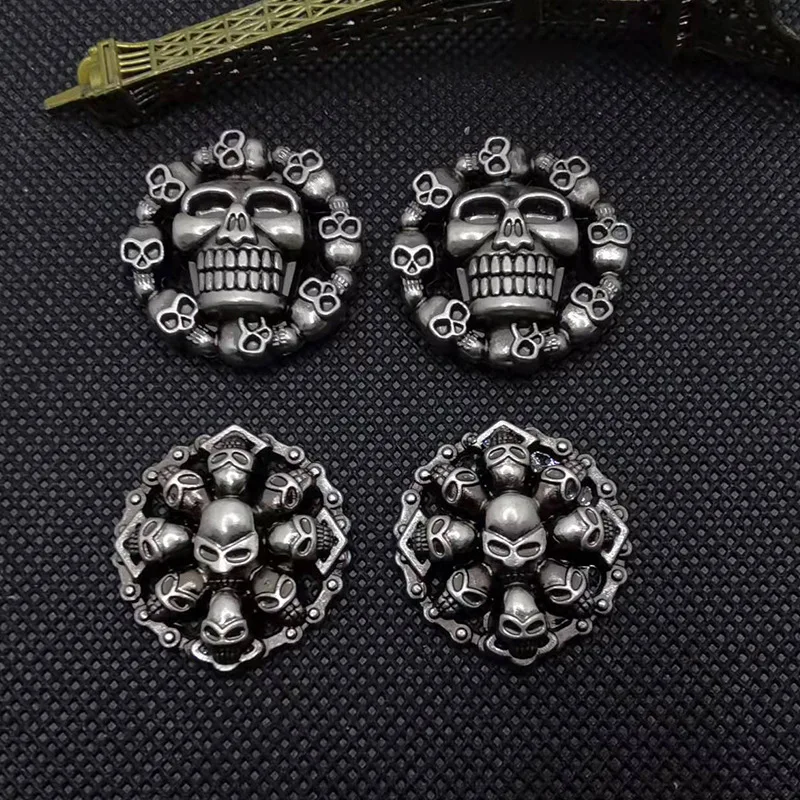 5PCS Antique Silver Punk Skull Rivet Leathercraft Belt Decorative Conchos DIY Locomotive Leather Handbag Purse Button Rivet Back 5PCS Antique Silver Punk Skull Rivet Leathercraft Belt Decorative Conchos DIY Locomotive Leather Handbag Purse Button Rivet Back