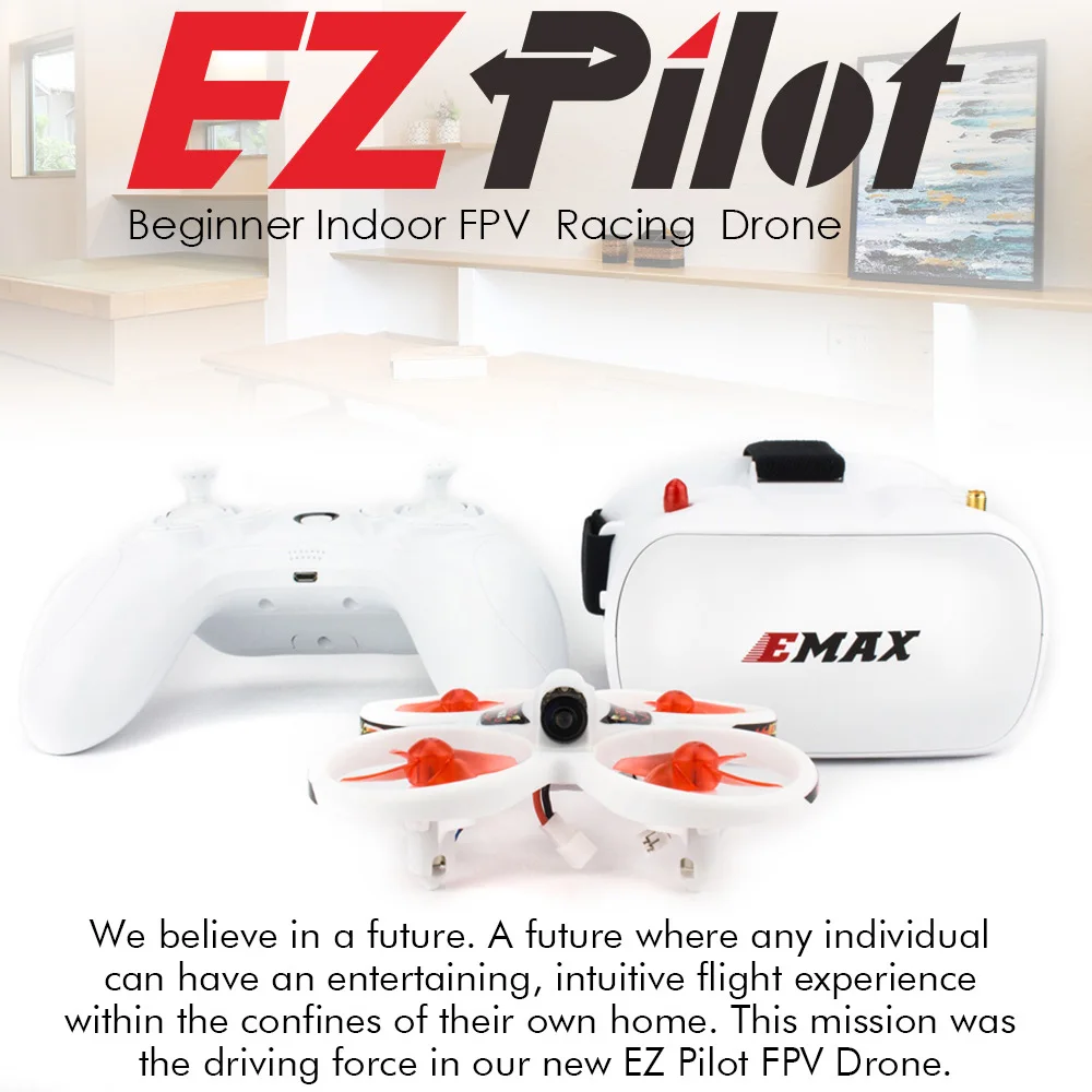 Jeune enfant tenant la télécommande du drone FPV EMAX EZ Pilot, souriant