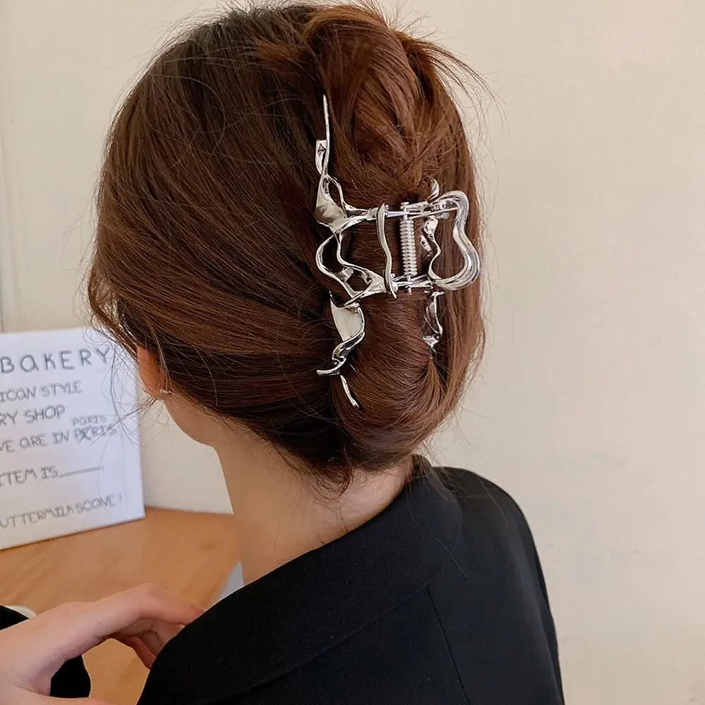 

For Girls New Hairpins Simple Headdress Fashion Headwear Women Shark Clip Korean Hair Clips Irregular Hair Claws Wave
