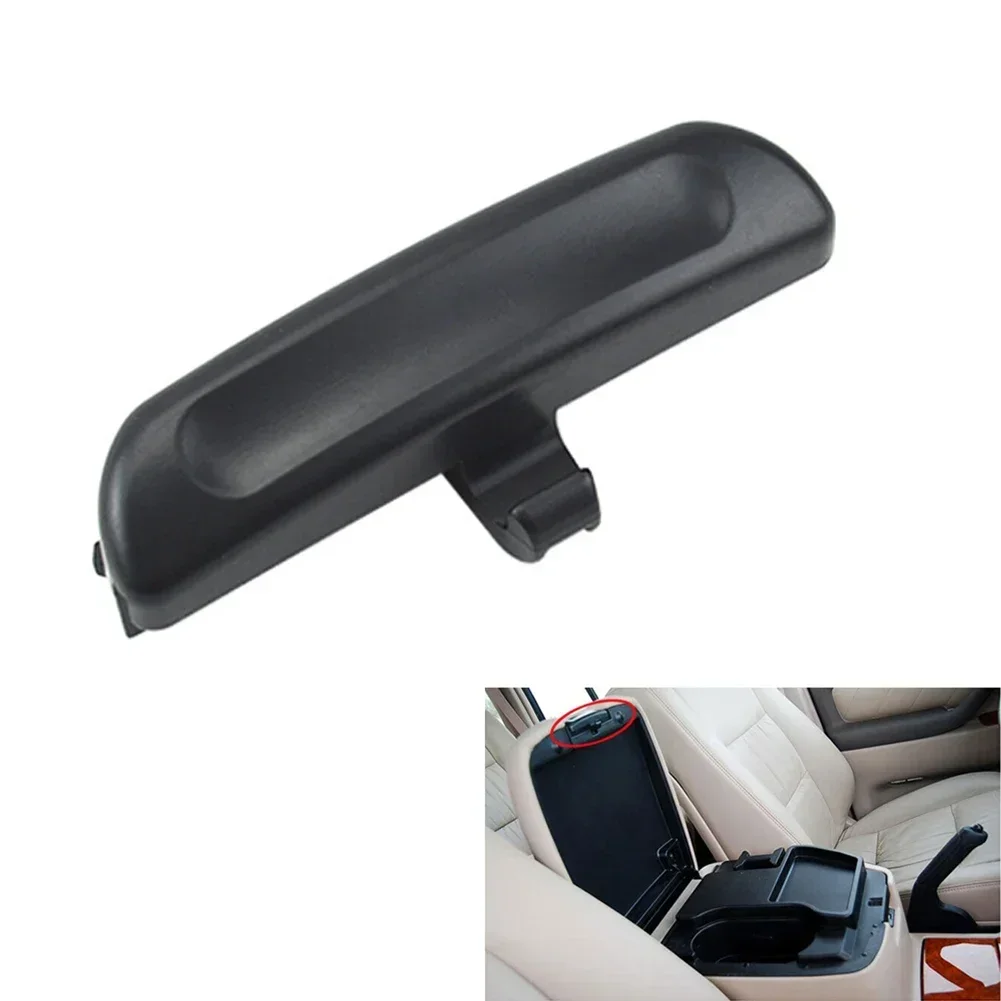 1 PC Car Front Armrest Box Lock Latch Handle For Toyota For Land Cruiser 100 LC100 UZJ100 1998-2006 Plastic Car Accessories armrest latch