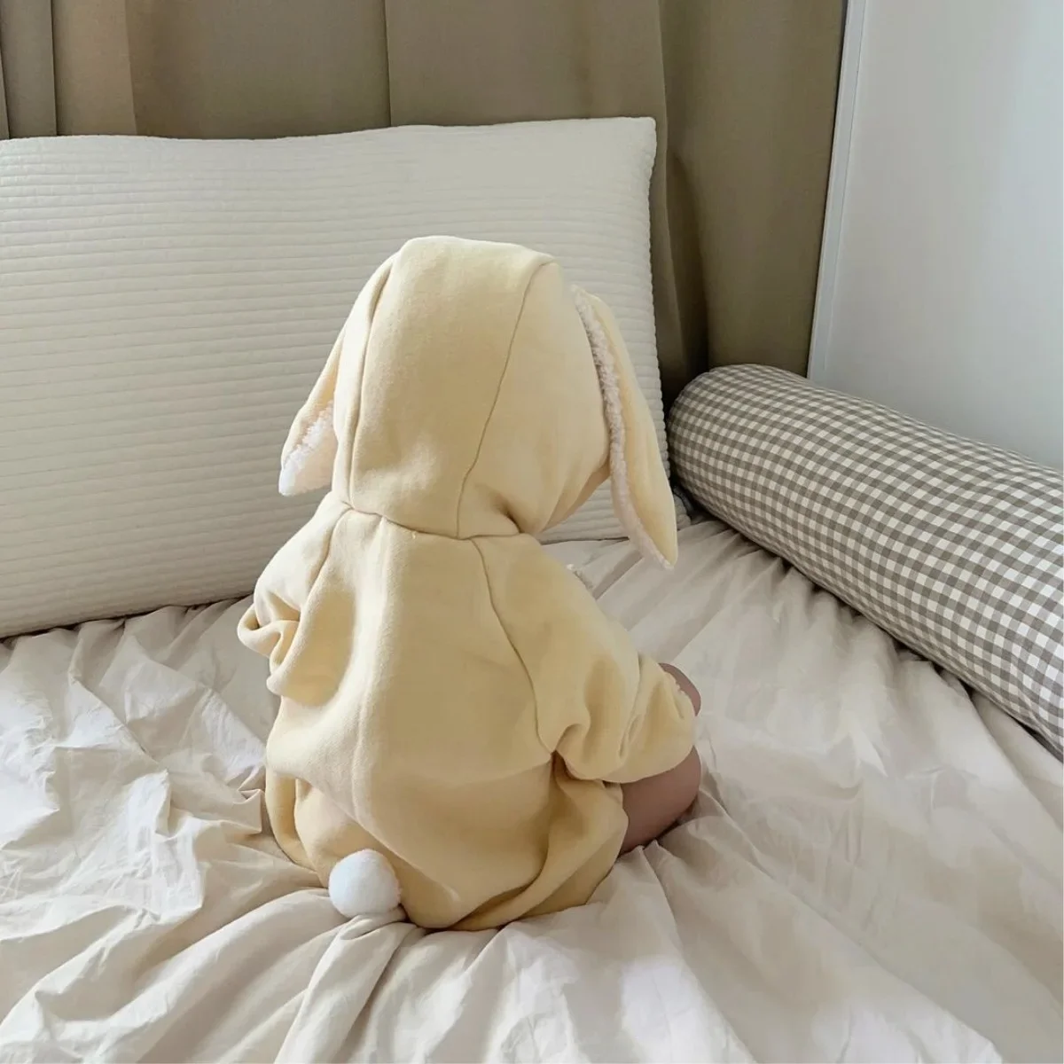 Fleece-Lined Baby Rabbit Ear Rompers Autumn/Winter Cotton Outdoor Overalls For Boys And Girls Aged 1 Year Infant Footwear