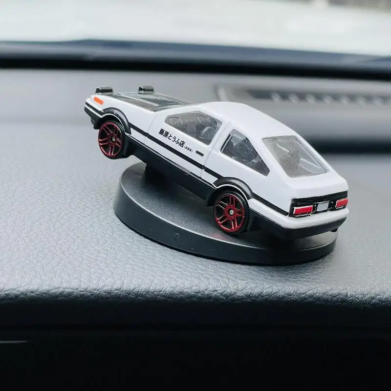 Initial D AE86 Fujiwara Racing Car Model Drift Car Model Statue Adornments Auto Center Console Dashboard Ornament Gifts