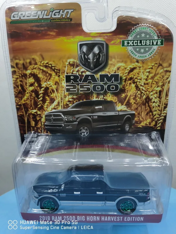 30047 green