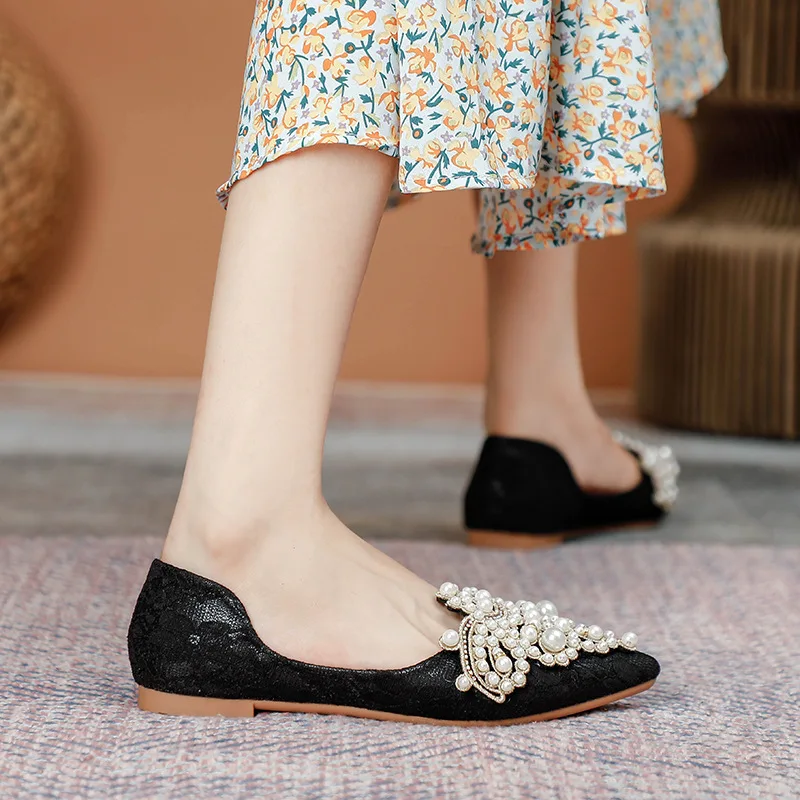 Shoes Women 2023 Designer Beads Wedding  Lace Embroider Flats Woman Ballerina Pointed Toe Pearl Loafers Sneakers Plus Size