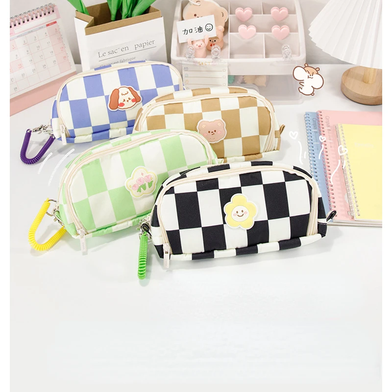 

22cm 4 Colors Checkerboard Grid Large Capacity High Value Storage Pencil Bag Stationery Box