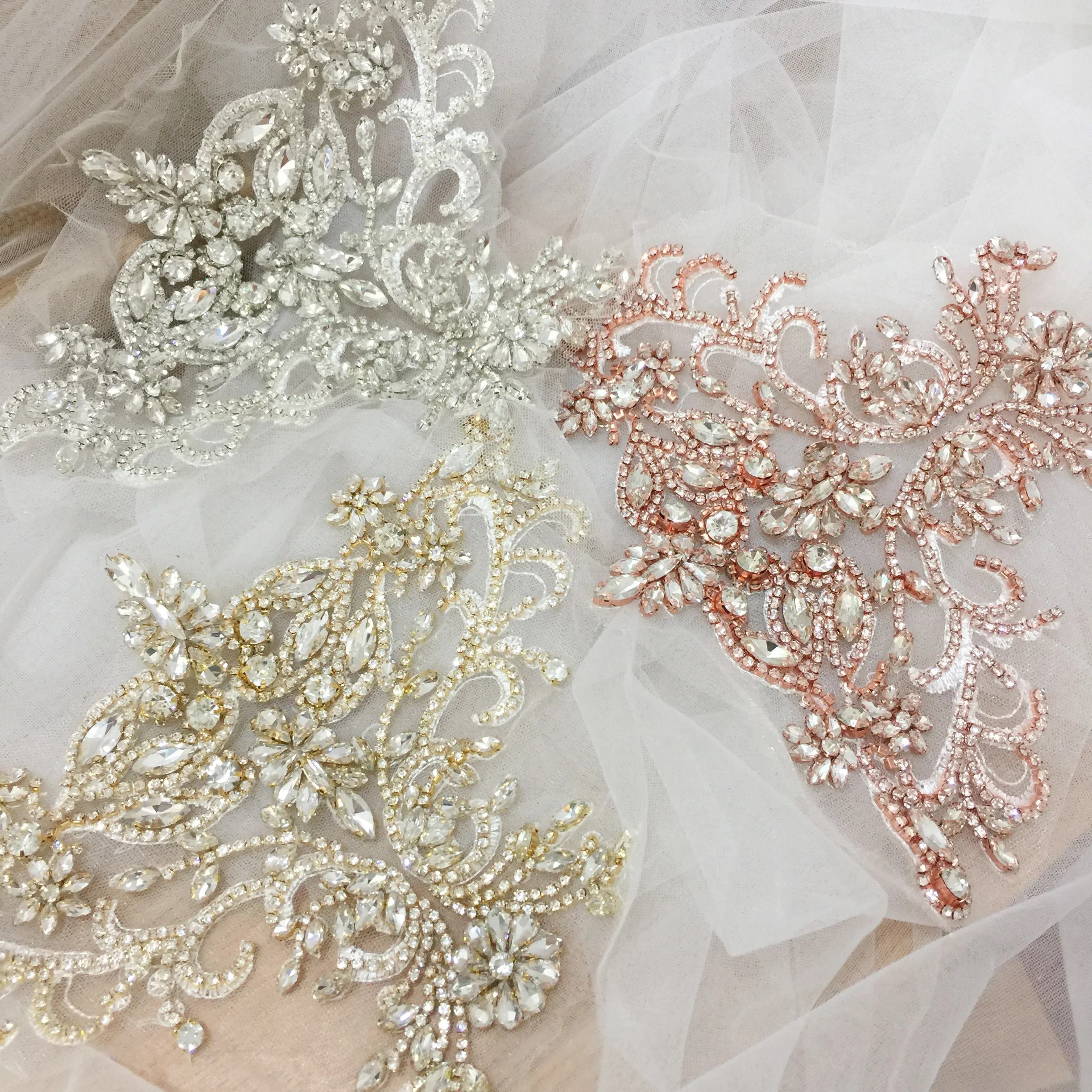 

Искусственные цветы, 2 вида стилей, розовое золото, серебро, золотистые, сверкающие со стразами, аксессуары для плеч, свадебного платья