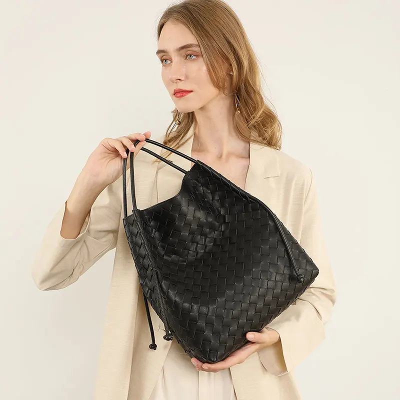 Women's Oversized Weave Shoulder Bag