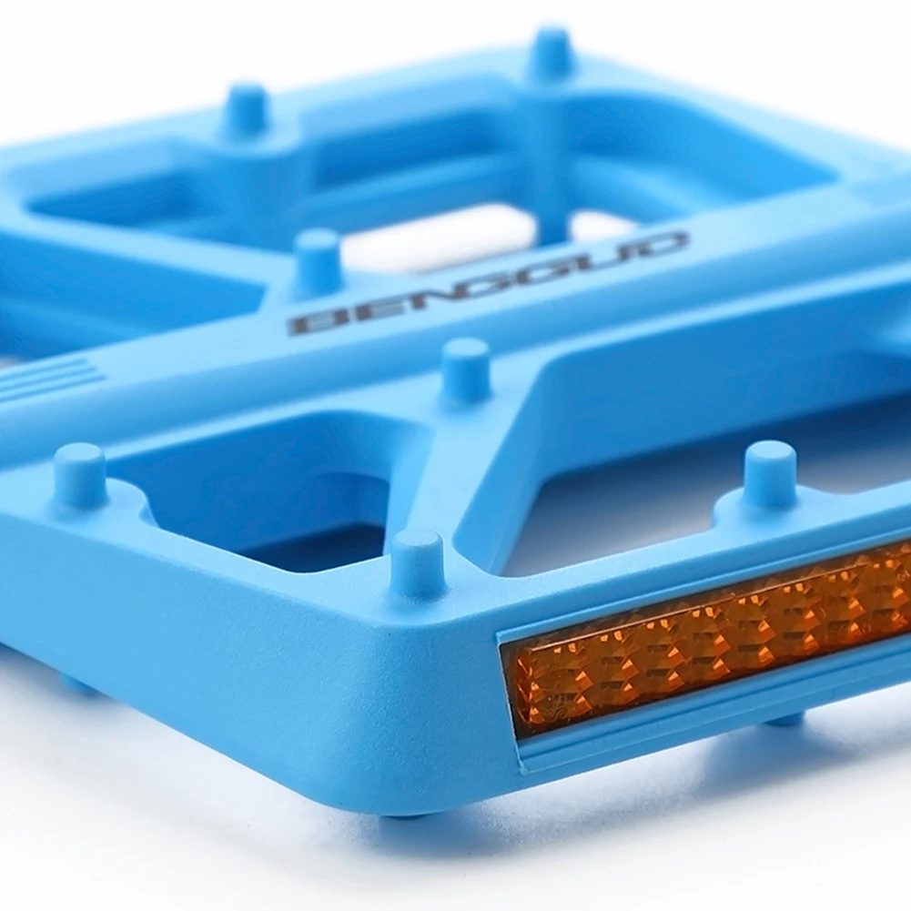 Reflector Bicycle Pedals with Double DU Bearing Nylon Ultralight Bike Pedals Waterproof Cycling Safety Pedals for Night Riding