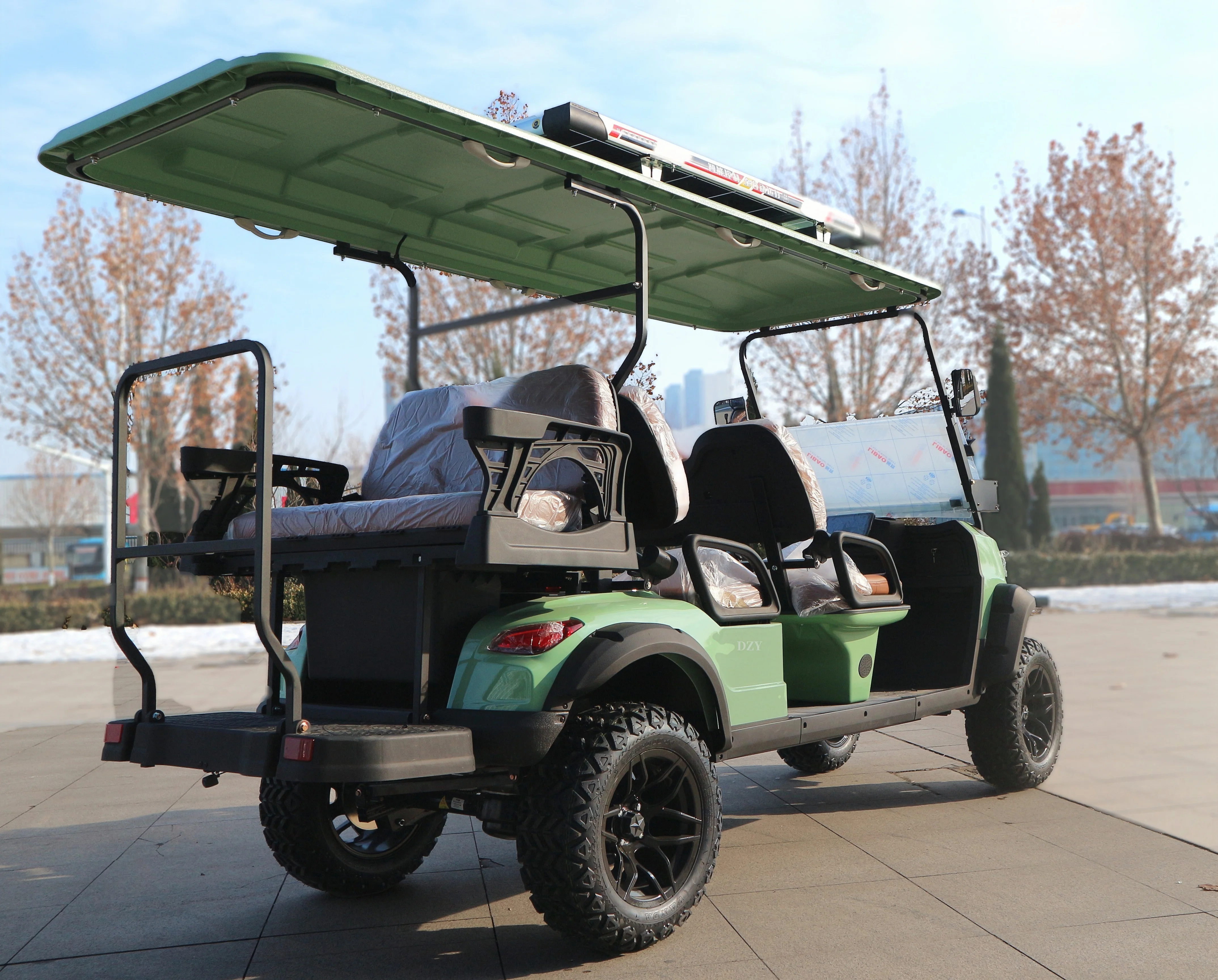 Latest Practical Electric Chinese Golf Cart Sightseeing Car 6*8V/150ah with Free Maintenance Battery