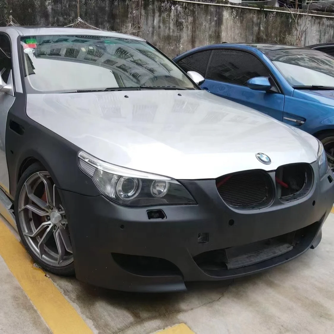 

Корпус для E60 kit, E60 M5 Kit 520i 525i 530i 545i