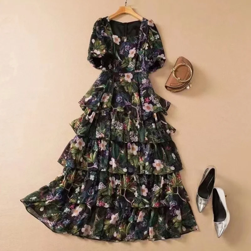 

European and American women's summer 2022 new Printed short sleeves and square collar Fashionable tiered ruffled dress flounces