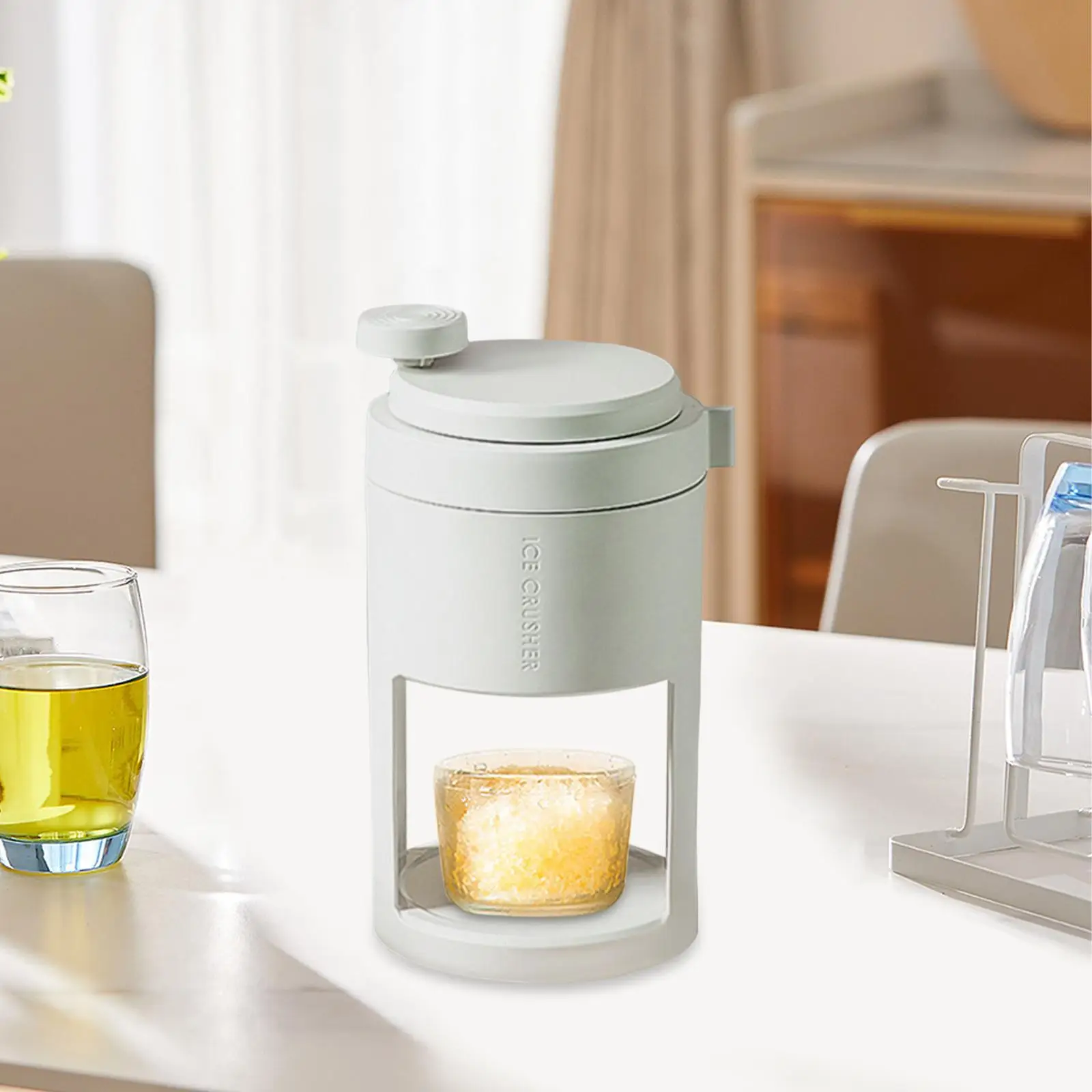 Manual Ice Crusher Travel Portable Office 6.76oz Ice Block Shaving