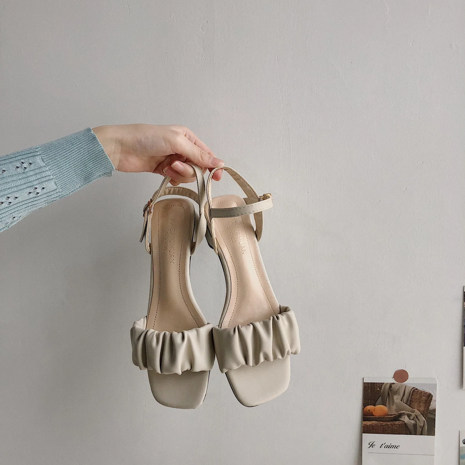 Fashion Square Heel Womens Sandals Summer Korean Pleated Ankle Buckle Casual High Heels Sandals Simple Rome Shoes women sandals