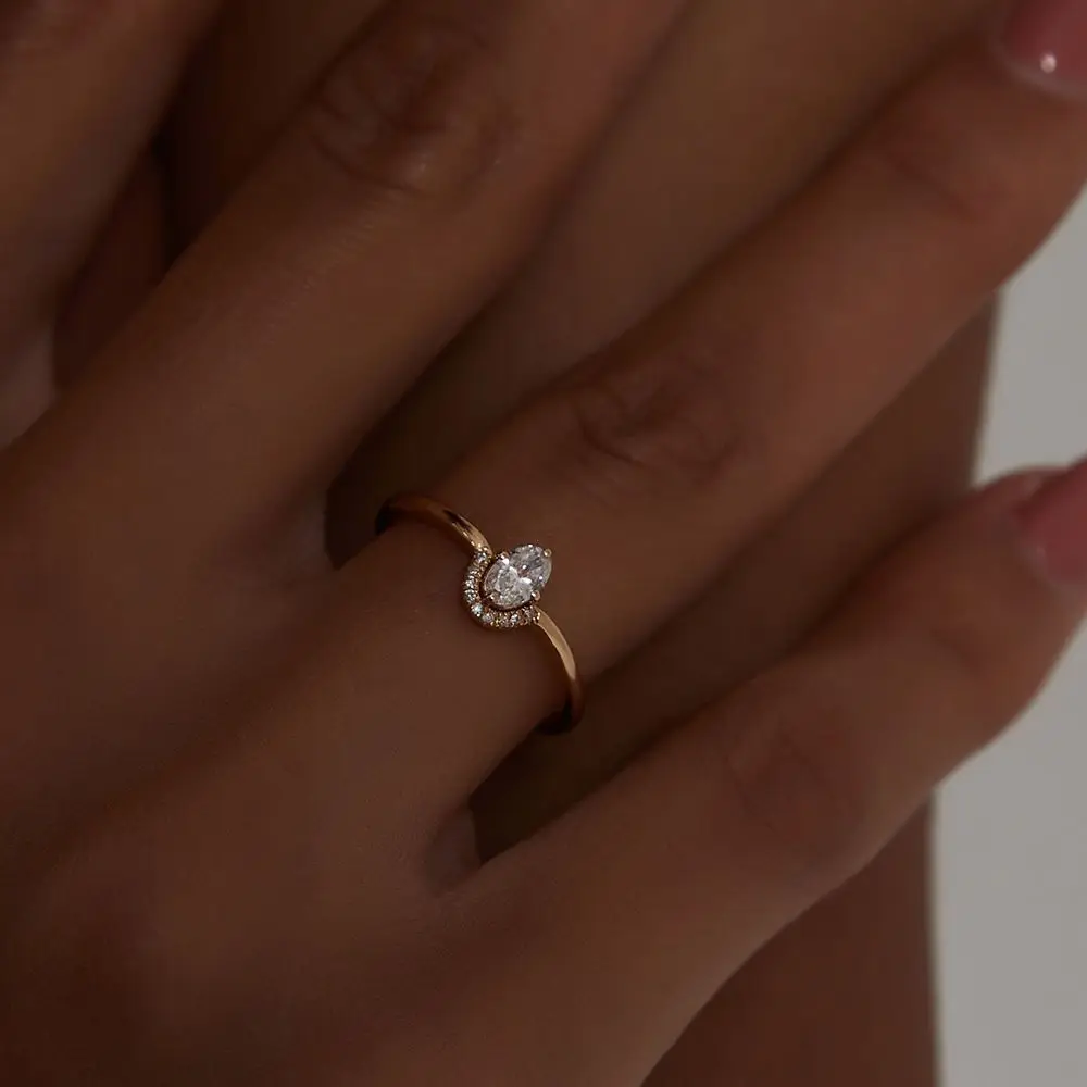 18K White Gold 1Ct Oval Shape VVS Diamond Wedding Ring For Bridal Luxury Fashion Engagement Band Jewelry Wholesale Dropshipping