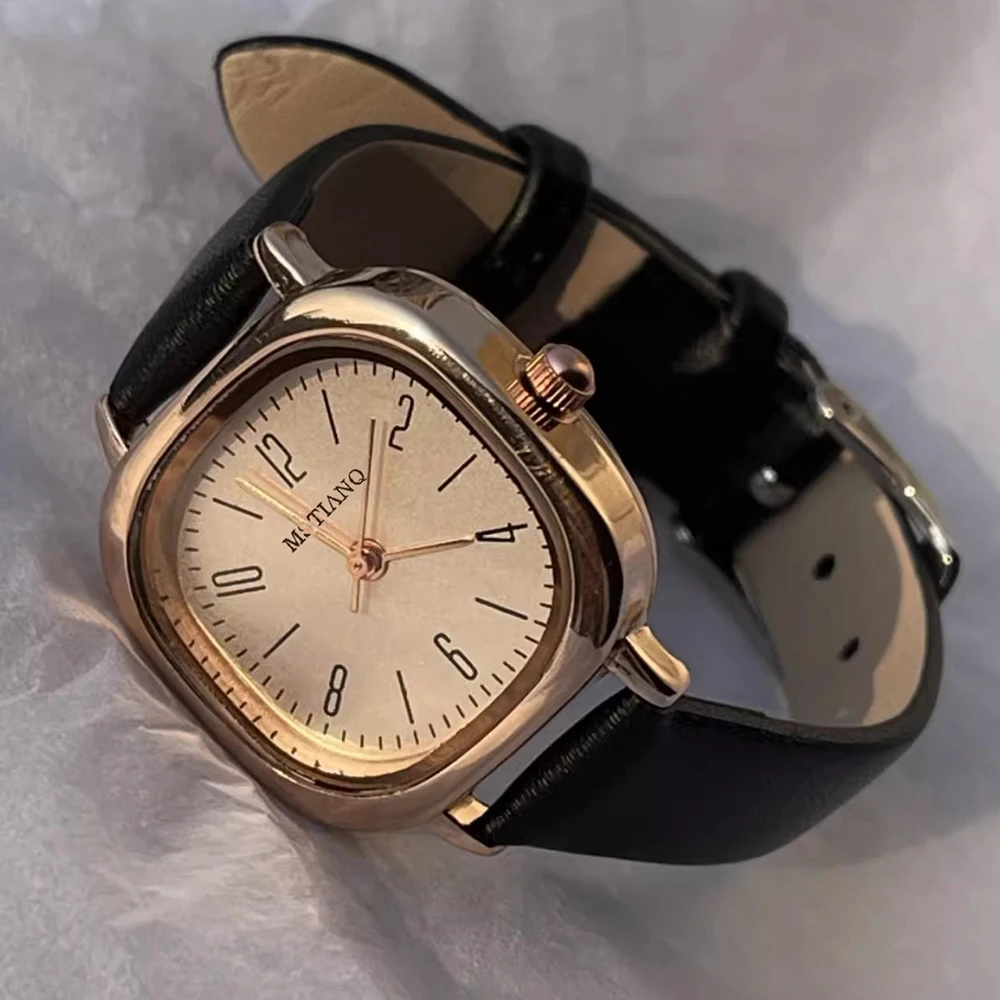 MAYZHISU Luxury Women's Watches Lady Round Ladies Bracelet Female Watch Leather Thin Retro Quartz Wristwatch for Women Girl Gift