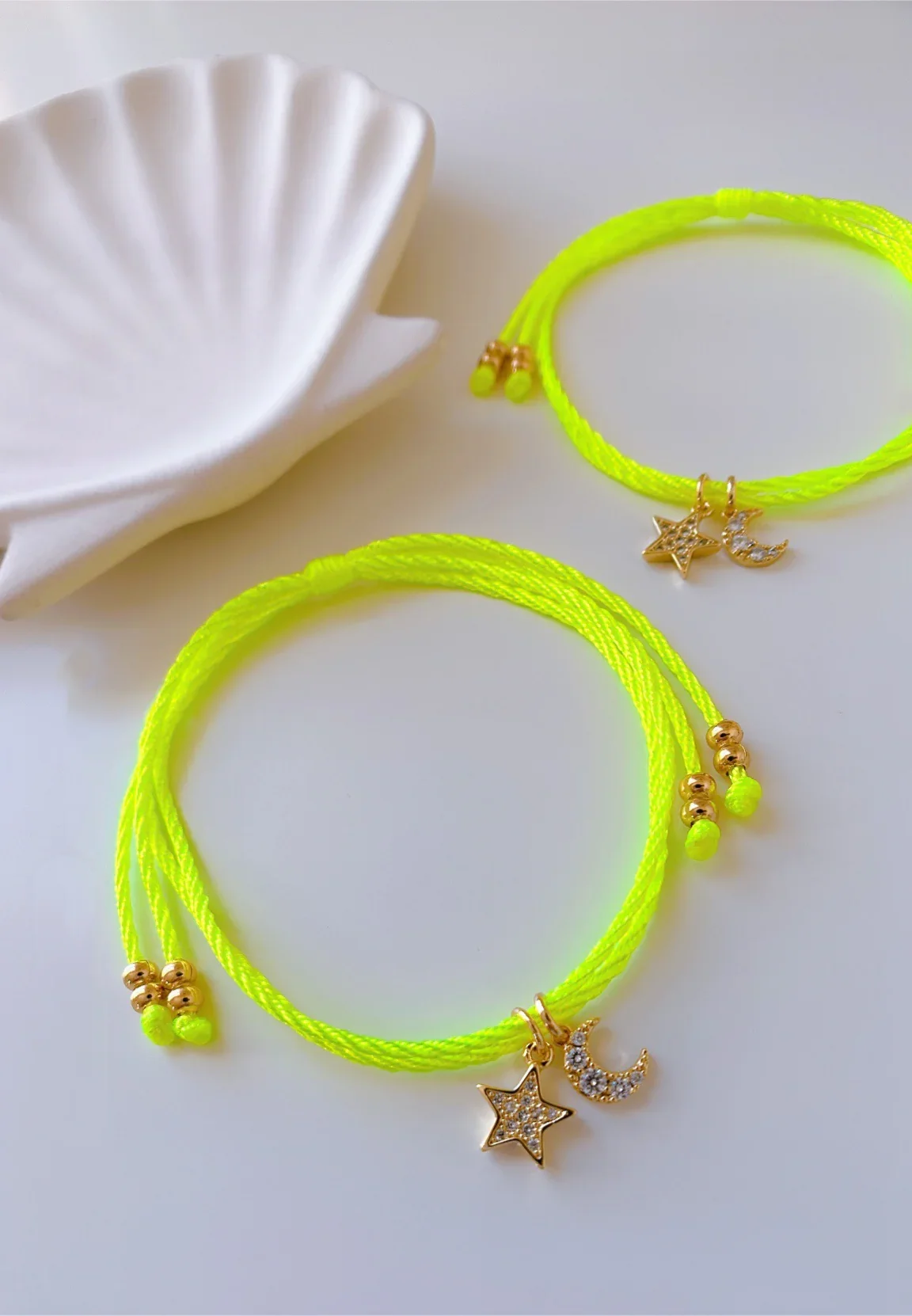 

Модные украшения со звездами