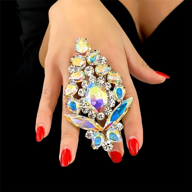 Huitan New Twist Design Fancy Women Finger Rings with Shiny Cubic Zirconia  Exquisite Engage Wedding Accessories