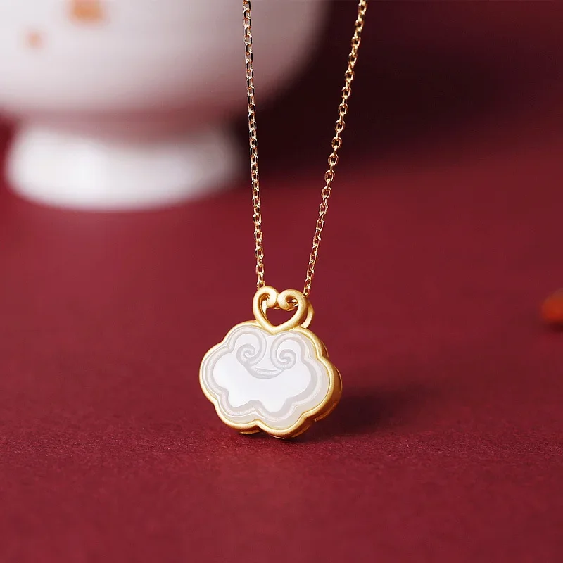 Fashion Ethnic Chinese Style Lucky Cloud Hotan Longevity Lock Copper Gilding Pendant Necklace for Women Party Girlfriend Gift