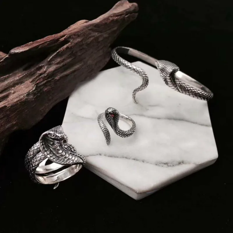  ں ũ ŷ Ŀ ,  ũ ־   