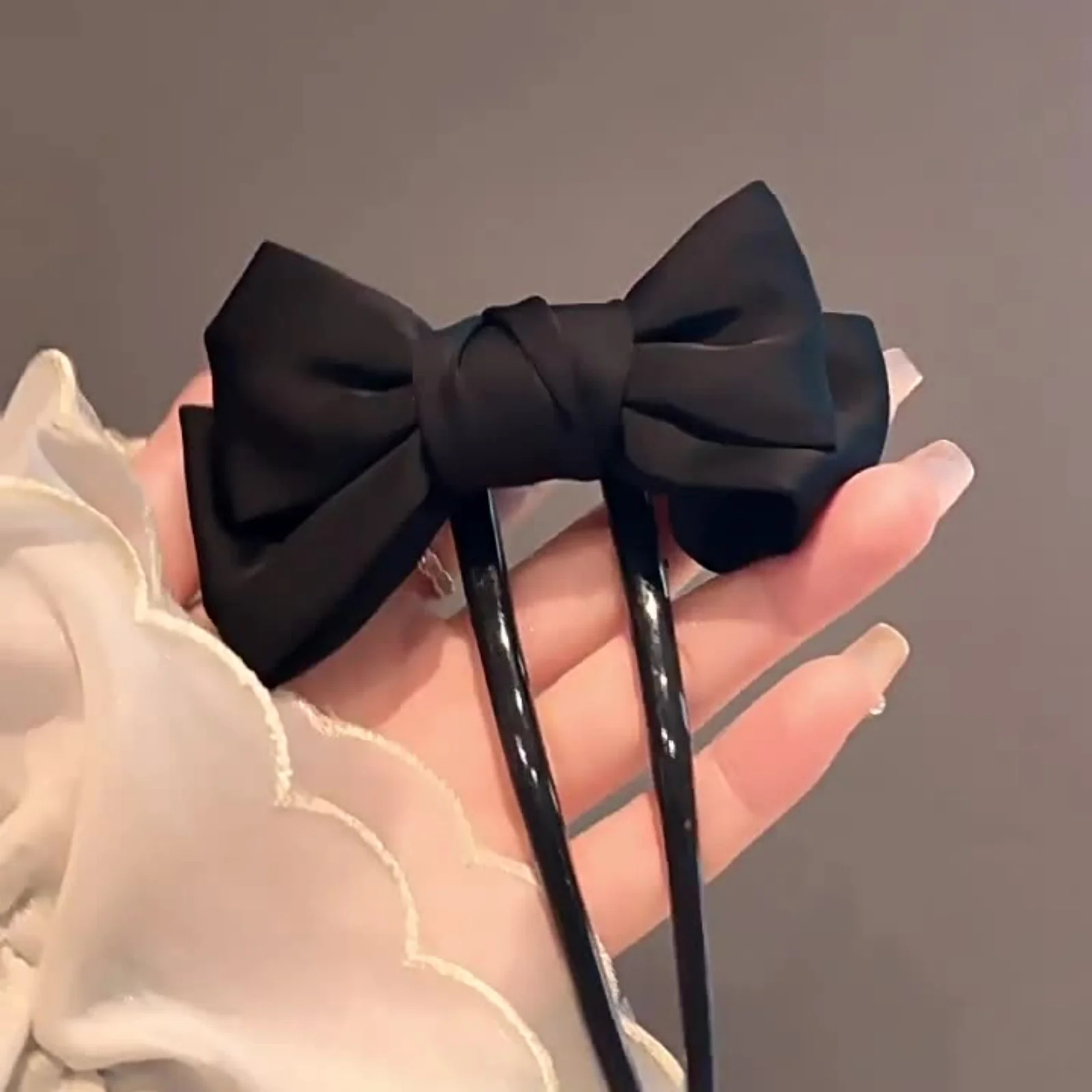 1PC Black Bow Hair Clip, Fabric Bow Hairpin, Stylish Hair Accessory for Women, Perfect for Updos & Elegant Hairstyles