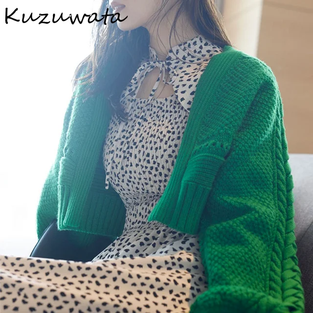 Kuzuwt 2022 الخريف الشتاء جديد المرأة البلوزات فضفاضة طويلة الأكمام ضمادة قصيرة سترة مشغولة من الصوف الصلبة اليابانية الدافئة ملابس خارجية|Crdigns|  