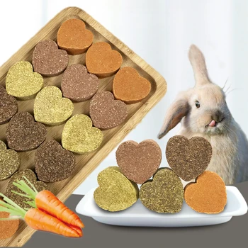 Wholesale 500g Carrot Flavored Ground Grinding Grass Cakes Rabbit Food Dutch Pigs Pet Ground Grinding Snacks Healthy Delicious