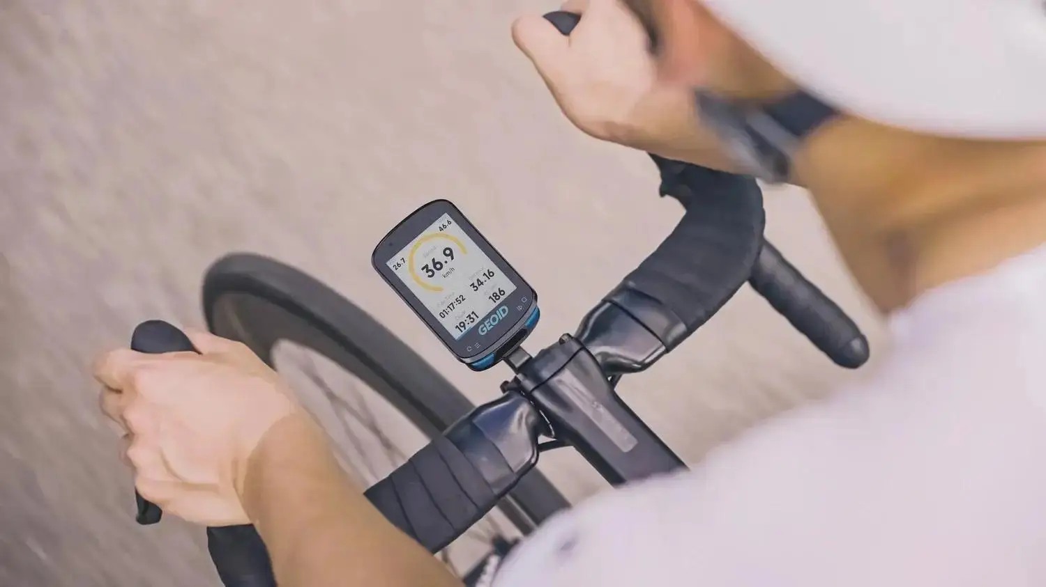 Description Picture 2 of itemGPS navigation bicycle computer color screen GEOID CC600 wireless bicycle odometer Wifi bicycle odometer ant indoor power supply