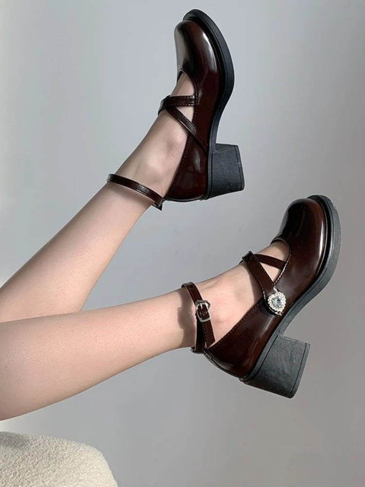 

France Style Vintage Mary Janes Shoes Women Designer Sweet Buckle Strap Pumps Shoes Female Cross-tied Korean Casual Shoes 2023