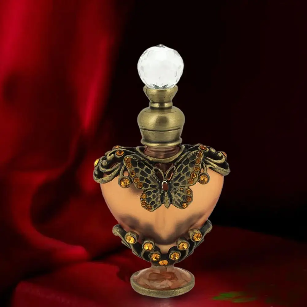 

10ML Perfume Bottle Easy to Carry Portable Reused Reusable Makeup Tool Middle East Style Heart Shaped Rhinestone Cosmetic Bottle