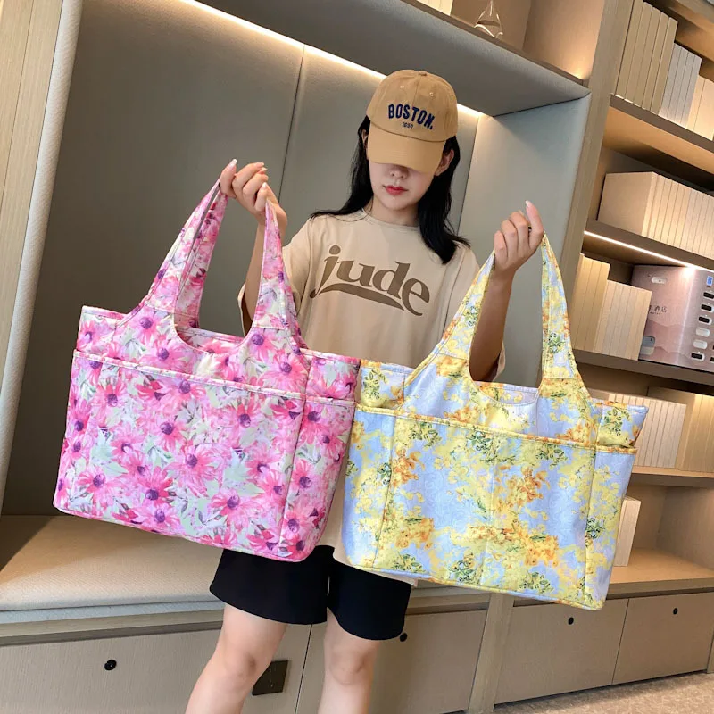 

Characteristic Peking opera Facial Mask women's bag 2024 trend Large tote bag Floral hand bags for women Casual big Square bag