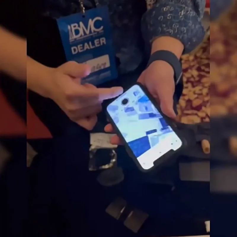 Разбившиеся Волшебные трюки, забрасываемый телефон, развлечение и восстановление, управление разумом, магия, волшебство, крупный план, уличные иллюзии, подвески, реквизит