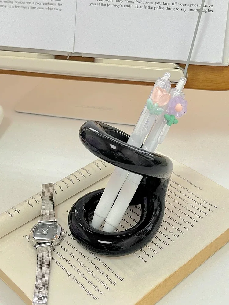 Miniso Novelty Simplicity Knot Series Ceramic Pen Holder Storage Stand Desktop Decoration Storage Cartridge Learning Gift