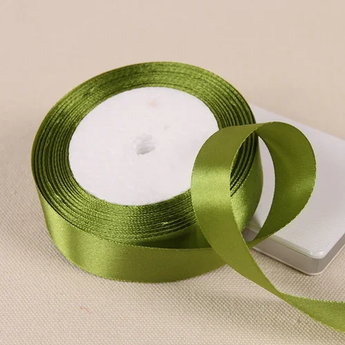 Versatile Green Grosgrain Ribbon for Crafts and Gift Wrapping