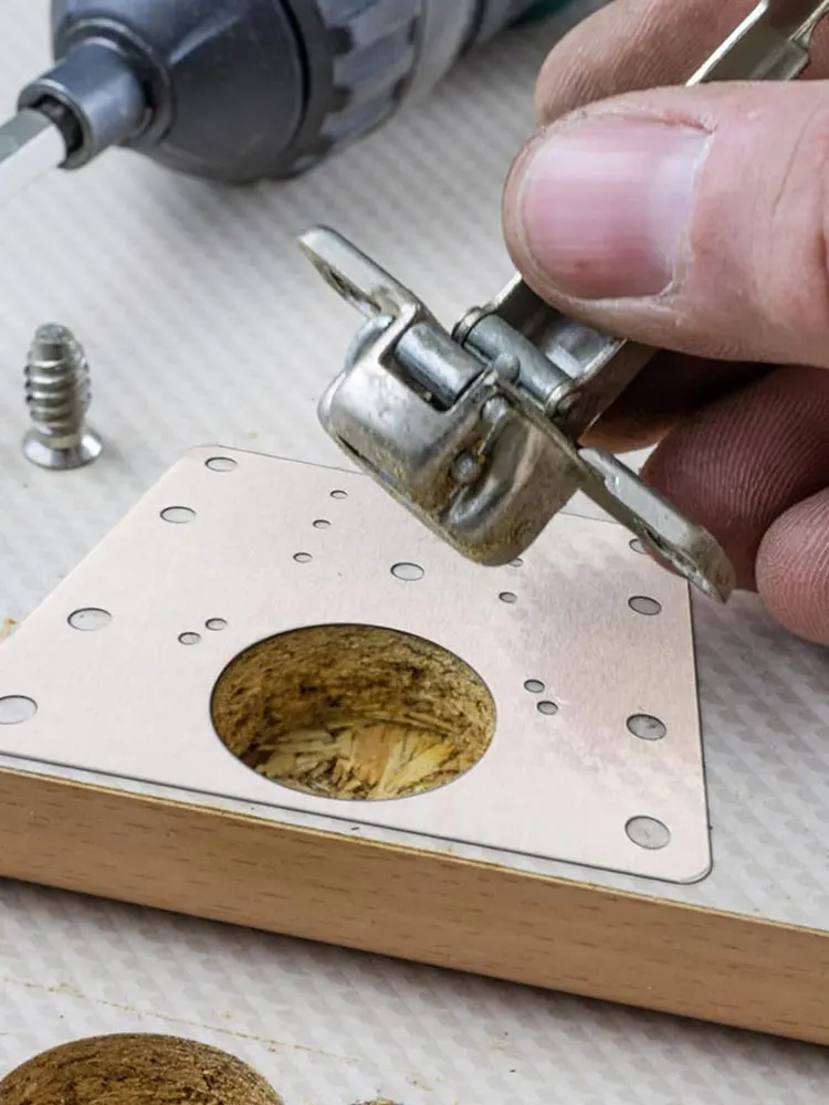 Description Picture 6 of item4/10Sets Hinge Repair Plate Kitchen Cabinet Door Hinges Mounting Plate with Screw Flat Fixing Brackets Furniture Hardware Tools