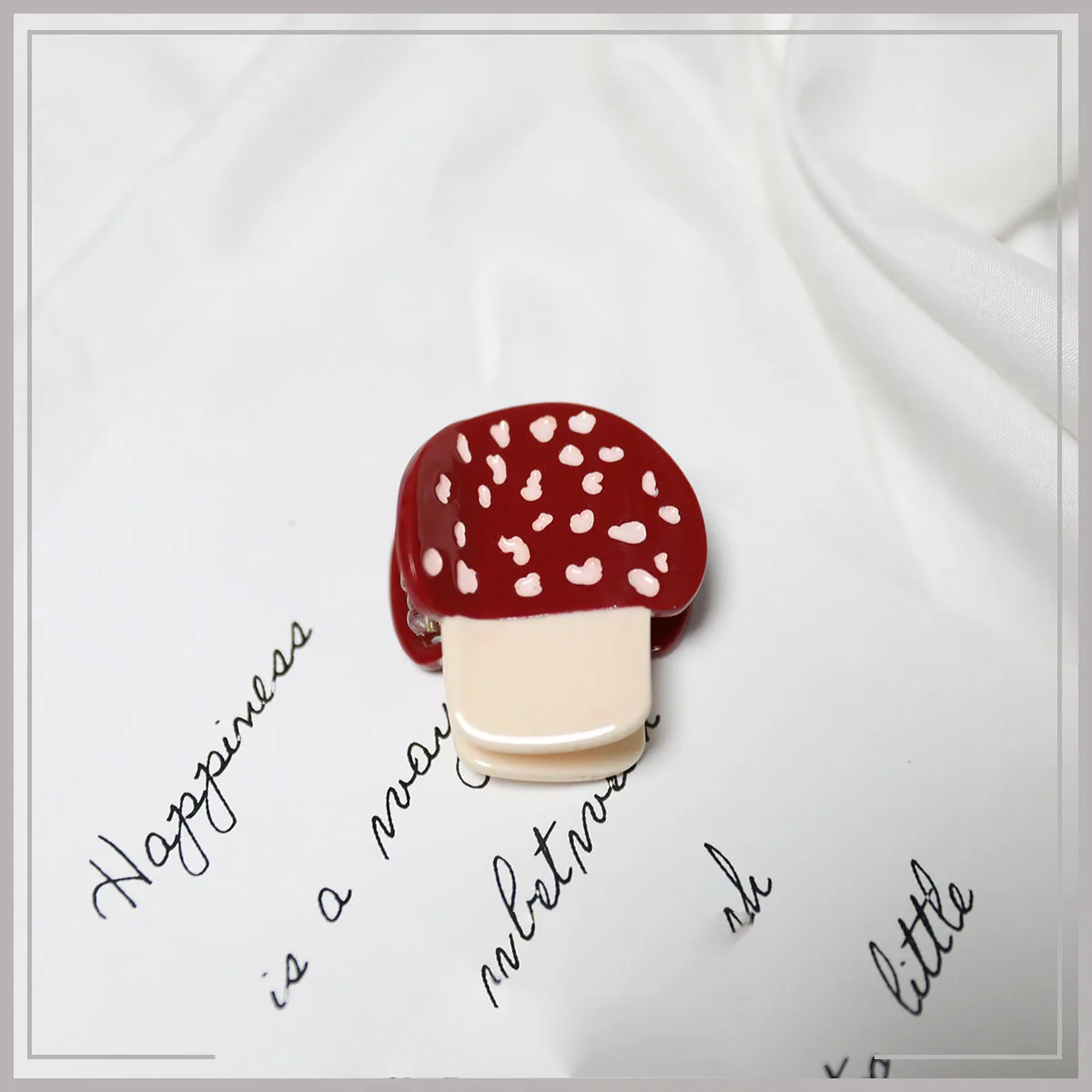 Retro Biscuit Hair Claw For Women Cute Creative Hair Clip Accessory_voghion.com