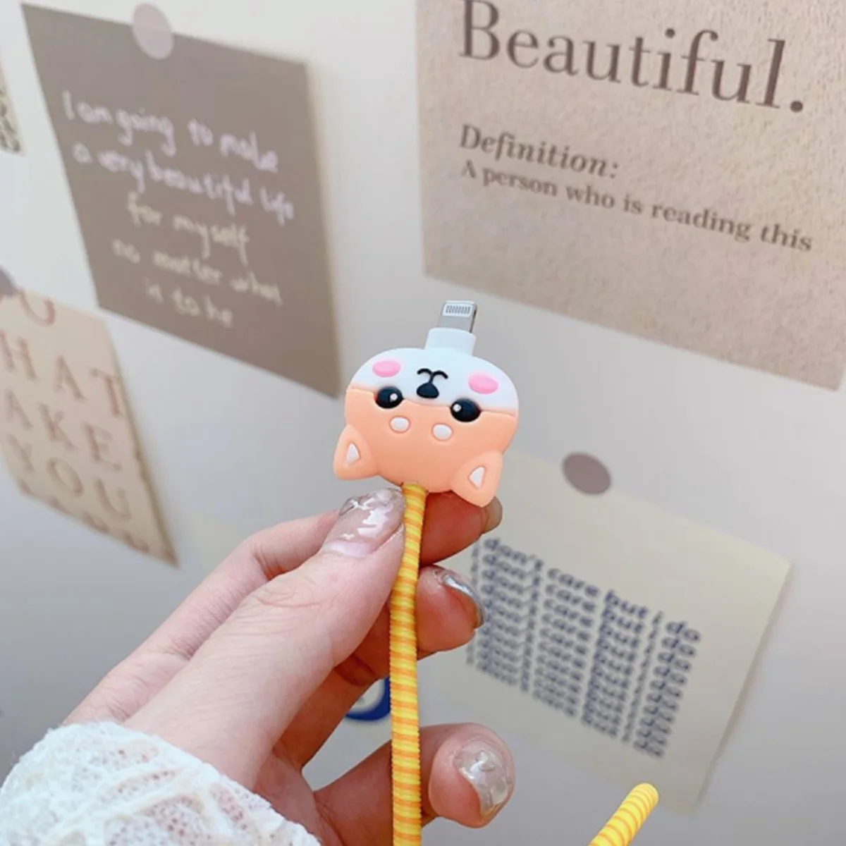 Cute 3D Cartoon Cable Protector iPhone / iPad 18W/20W Charger Case Phone Wire Cord Organizers 4Pcs/Set cable protector