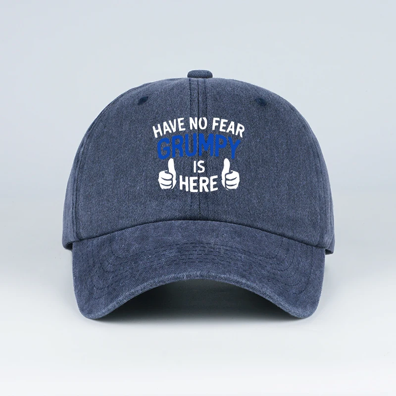 “두려워하지 마세요, 화가나는 사람은 여기에 있어요” 슬로건 엄지손가락 프린트 워싱 처리된 야구 모자 부드럽고 편안하며 가볍고 통기성이 좋으며 유머러스합니다.