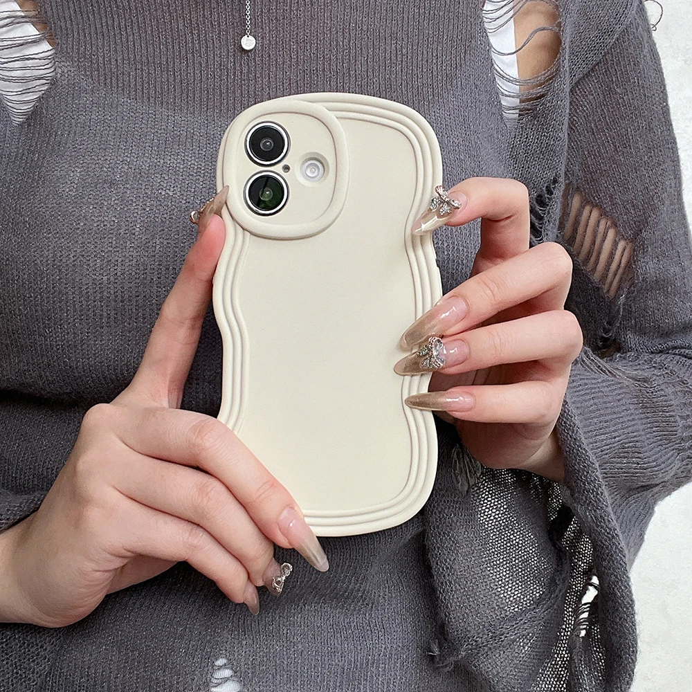 Niedliche, mattierte Handyhülle in Uni-Farbe mit Wellenkante für iPhone 18 17 16 15 14 13 12 Pro Max, weiche TPU stoßfeste Rückabdeckung, Geschenk für Mädchen – Detail 4