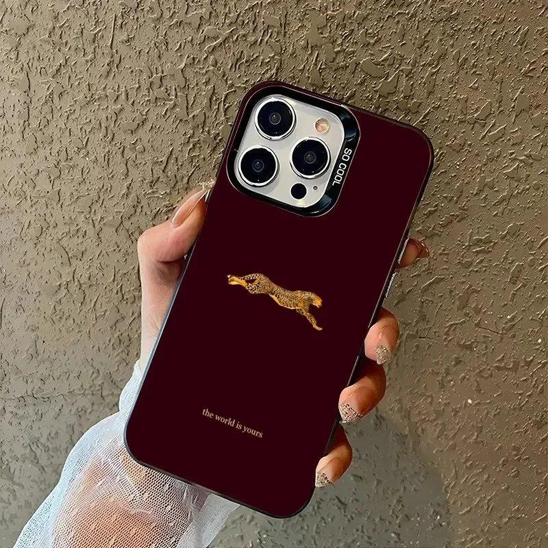 ตัวเลือกสินค้า เคส iPhone ลายเสือดาวสีแดงไวน์ ป้องกันกระแทก