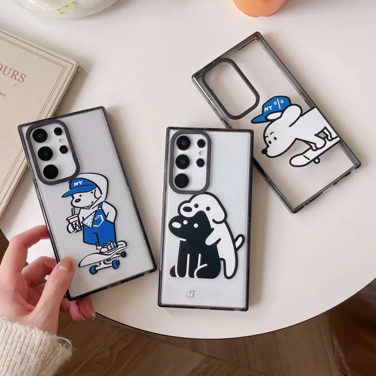 

Skateboard Dog Acrylic Black Border Case for Samsung Galaxy S22 S23 S24 Ultra S22+ S23+ S24 Plus Cover Protective Shell