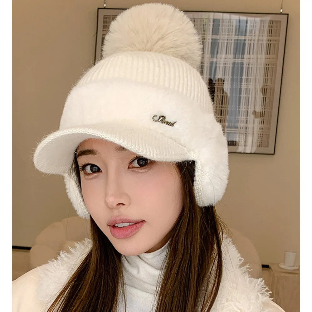 Nuovo berretto da baseball invernale in pelliccia di visone con protezione per le orecchie in pelliccia di coniglio per le donne, moda coreana, tinta unita, semplice cappello lavorato a maglia con palline di lana_voghion.com
