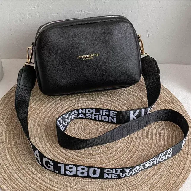 Small Messenger Bag for Women Trend Brand Designer Women Shoulder Bag Chain Ladies Crossbody Bag Women Handle Handbag